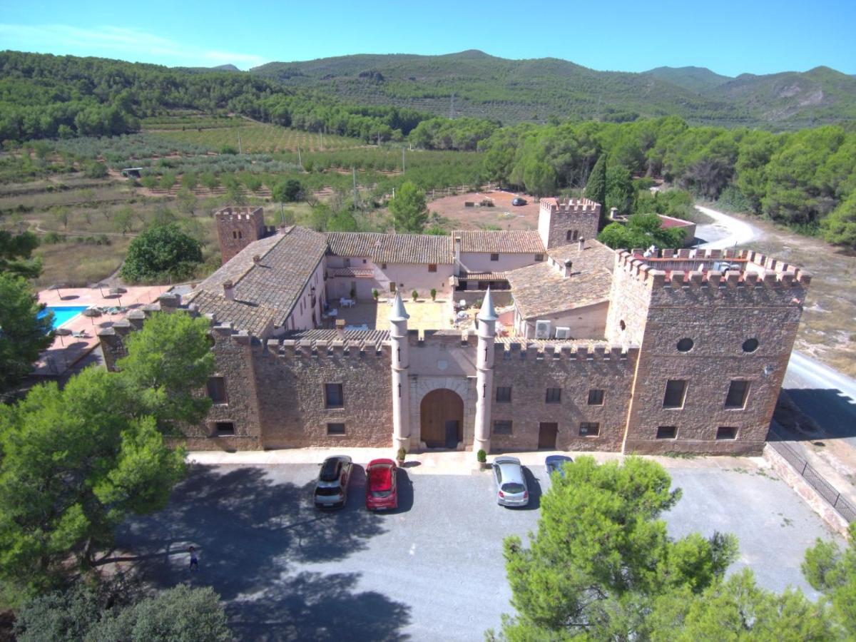 Masia De San Juan Casa Numero 15 En Castillo Con Piscina, Aire Acondicionado Y Terraza Privada เซกอร์เบ ภายนอก รูปภาพ