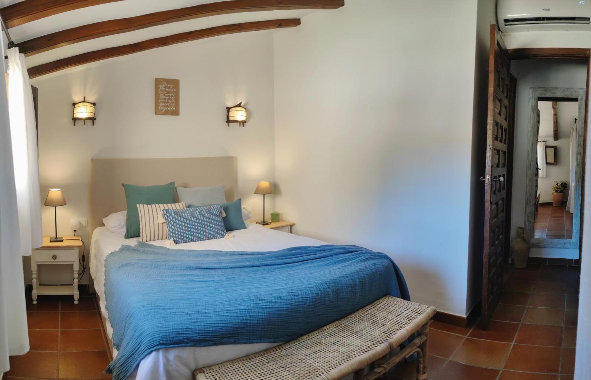 Masia De San Juan Casa Numero 15 En Castillo Con Piscina, Aire Acondicionado Y Terraza Privada เซกอร์เบ ภายนอก รูปภาพ