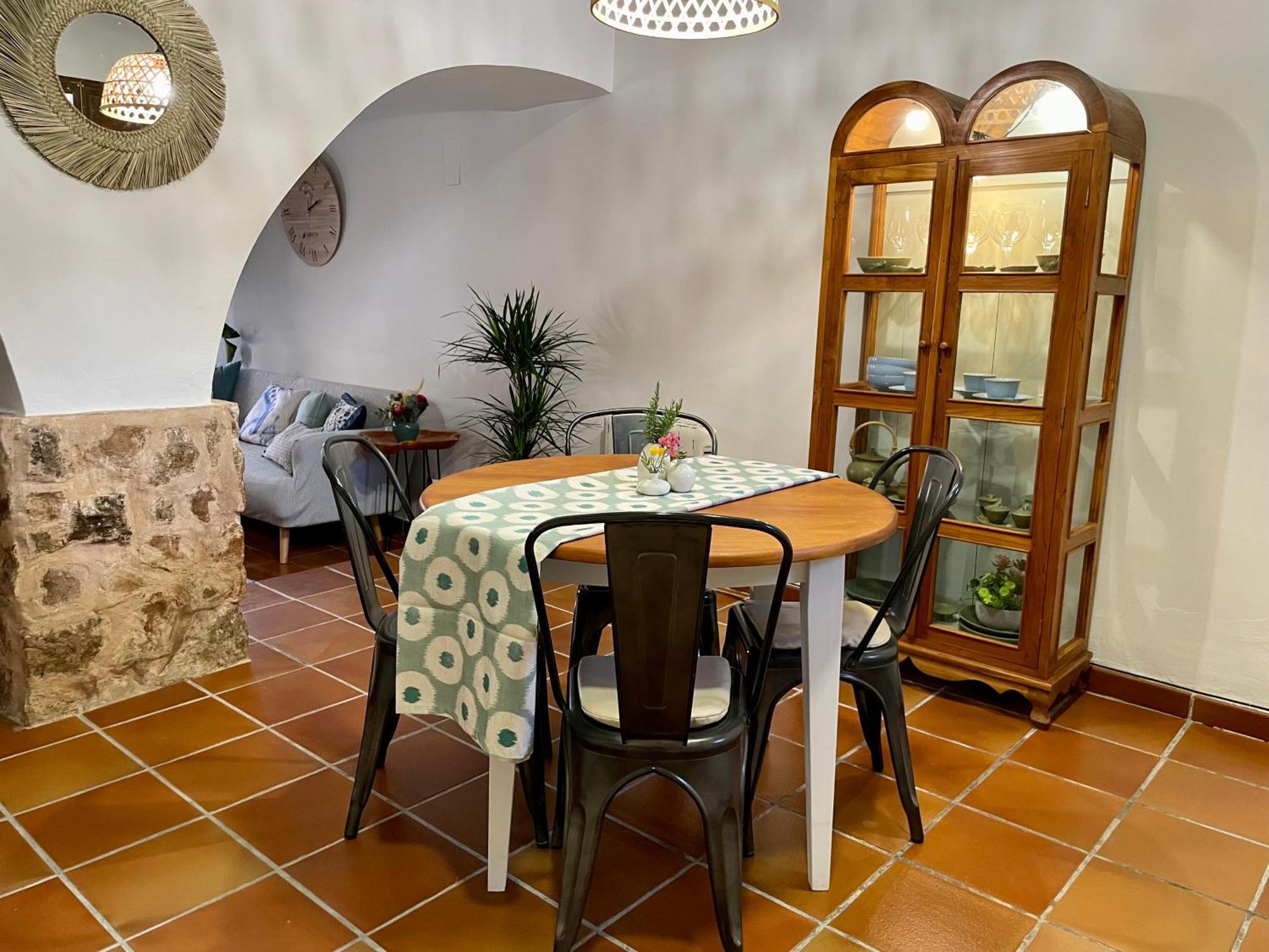 Masia De San Juan Casa Numero 15 En Castillo Con Piscina, Aire Acondicionado Y Terraza Privada เซกอร์เบ ภายนอก รูปภาพ